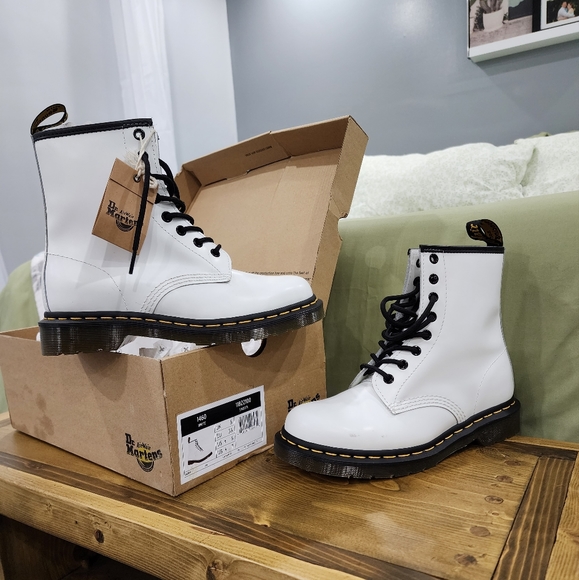 1460 Doc Martens - Picture 1 of 3